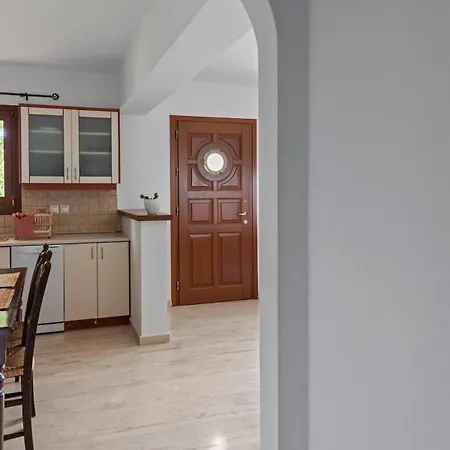 Liakoto Stonewall House Groundfloor Makry Gialos (Crete)