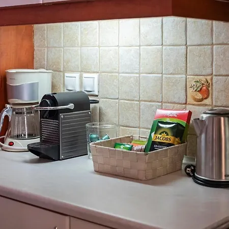 Liakoto Stonewall House Groundfloor Apartament *